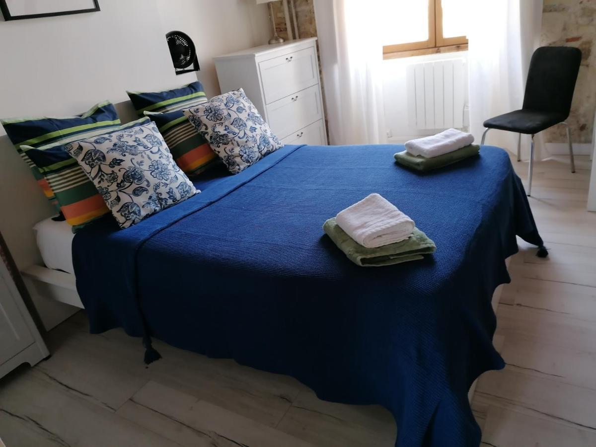 Apartmán Evasion Autour De Poutres Et Pierres Plein Centre Orléans Exteriér fotografie